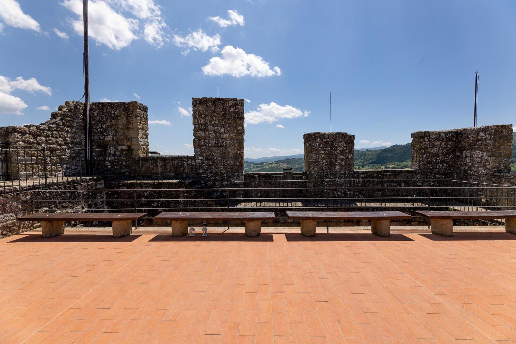 프라토베키오 Castello E Borgo Di Porciano 빌라 외부 사진