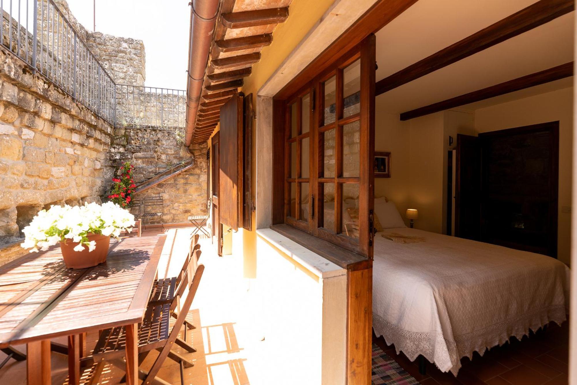 프라토베키오 Castello E Borgo Di Porciano 빌라 외부 사진