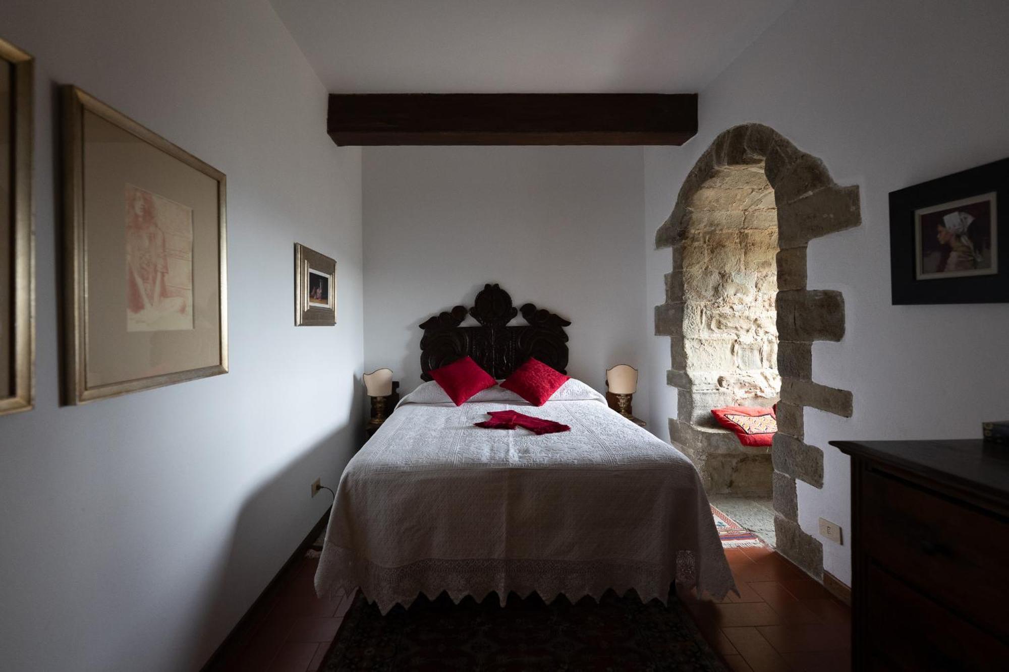프라토베키오 Castello E Borgo Di Porciano 빌라 외부 사진