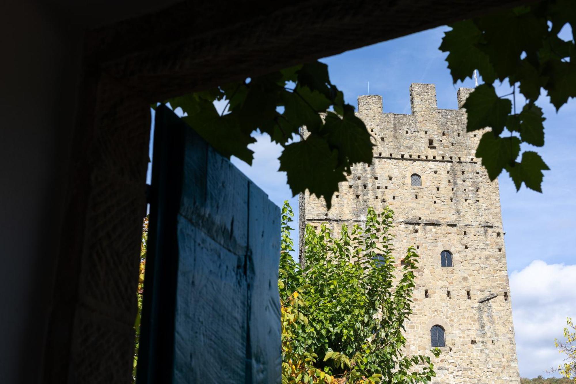 프라토베키오 Castello E Borgo Di Porciano 빌라 외부 사진